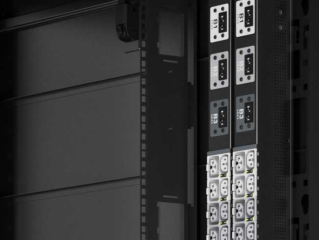 Datacentreuk-netshelter-in-use
